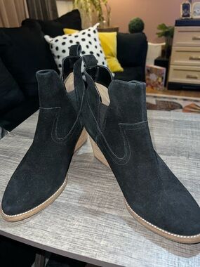 Blondo Black Suede Western-Inspired Ankle Booties